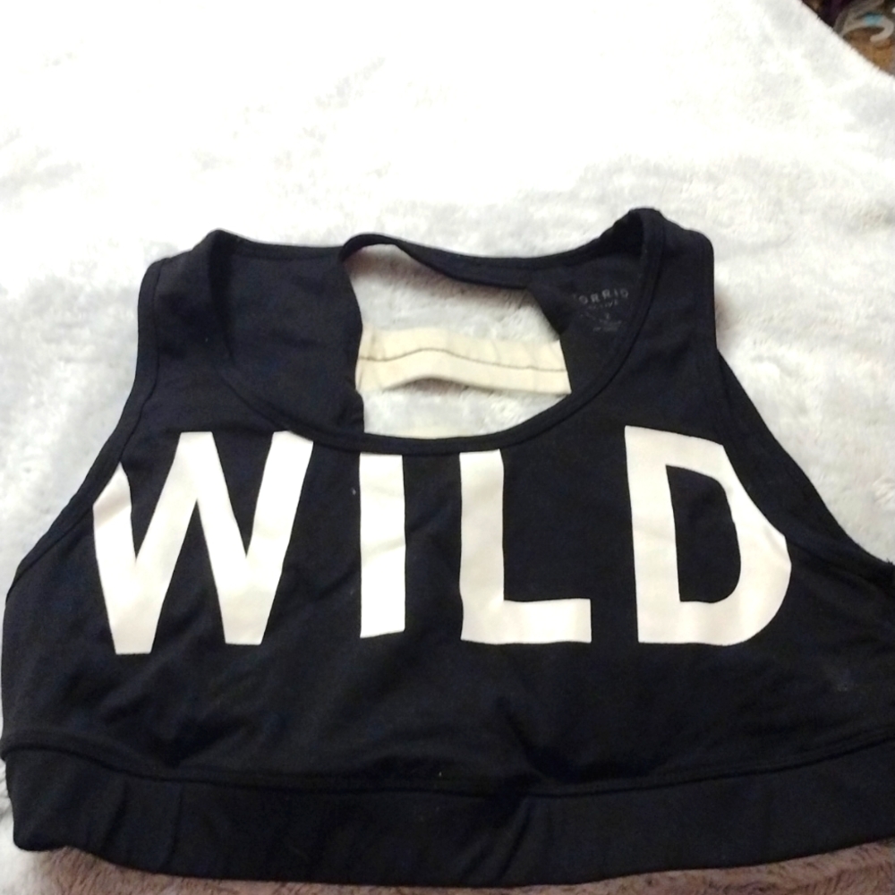 sports bra